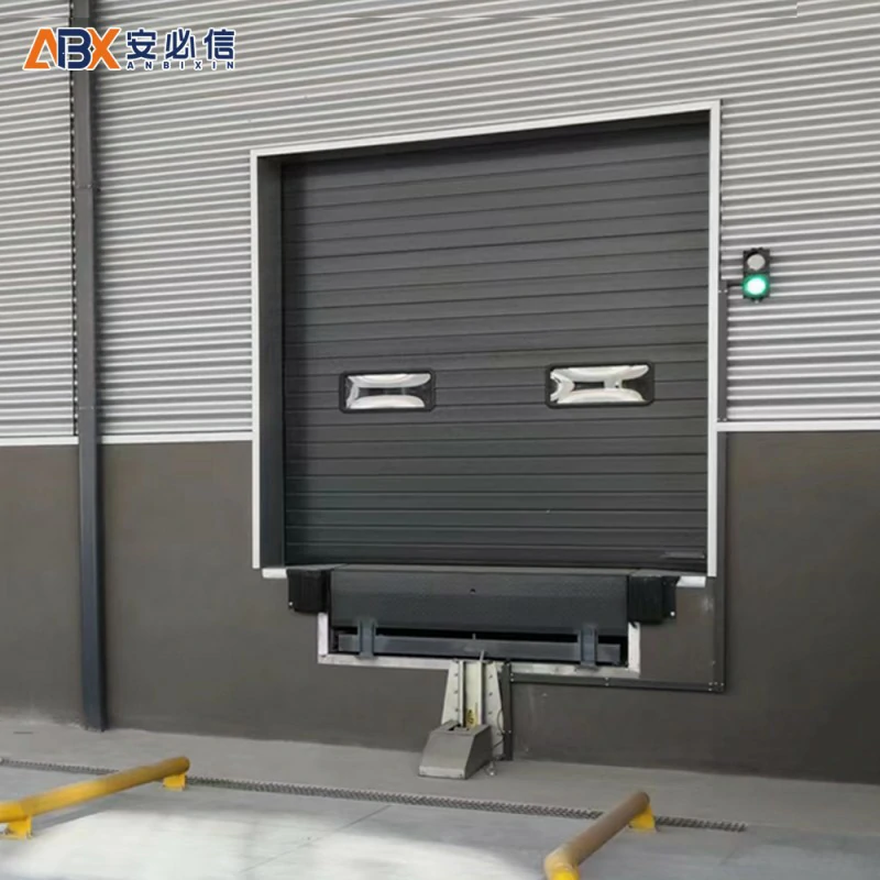 百色分段式提升门